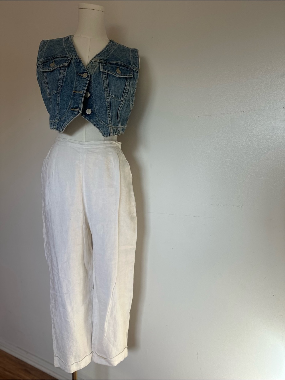 Vtg 90s Nada Nuff Contempo Casuals Cropped Denim Vest Blue Wash Minimalist M